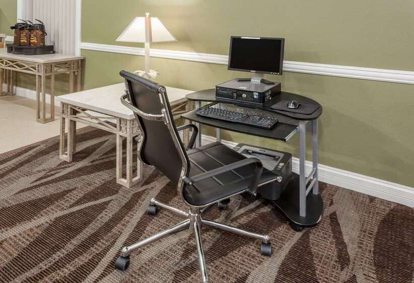 בית מלון כפרי Super 8 By Wyndham Rochester