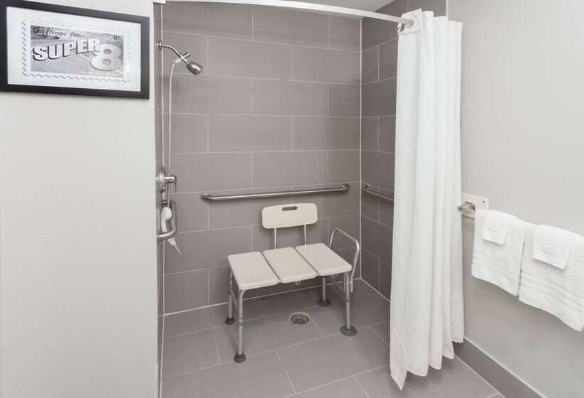 בית מלון כפרי Super 8 By Wyndham Rochester