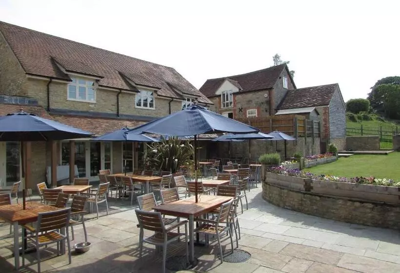 בית מלון כפרי The Kings Arms