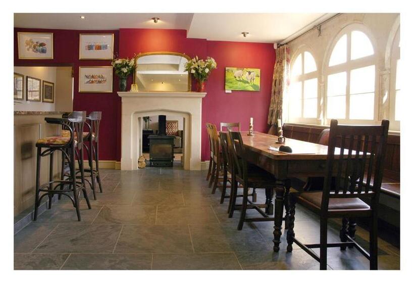 ホテル The Kings Arms