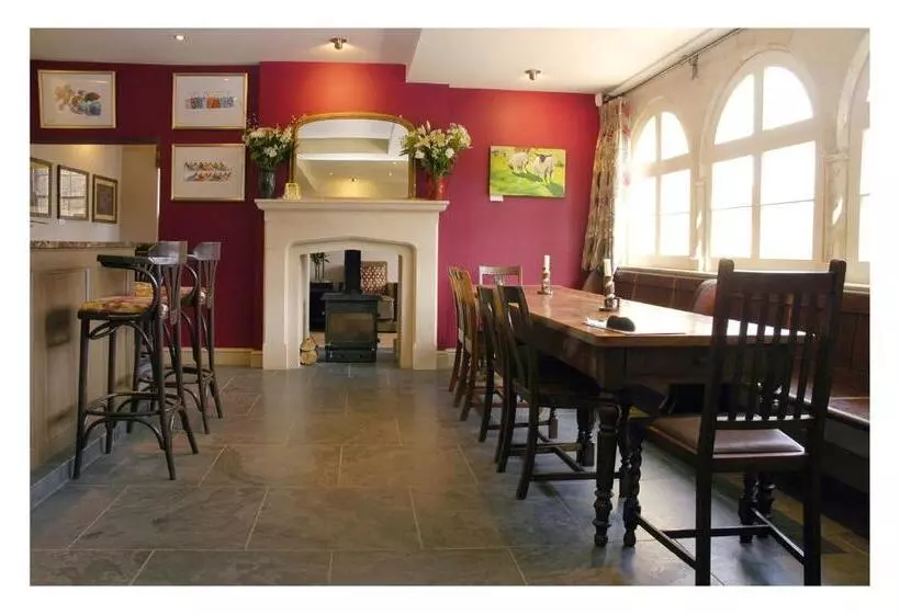 בית מלון כפרי The Kings Arms