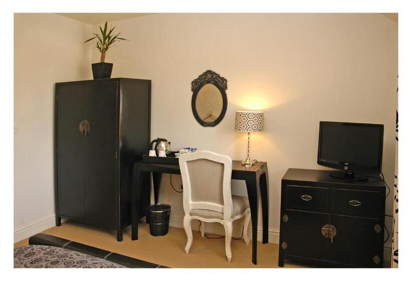 ホテル The Kings Arms