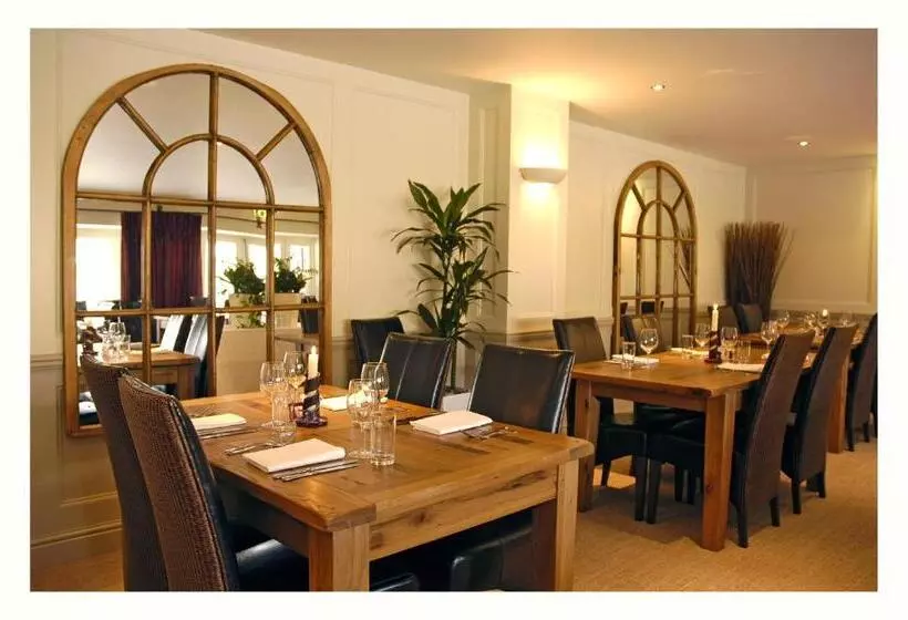 בית מלון כפרי The Kings Arms