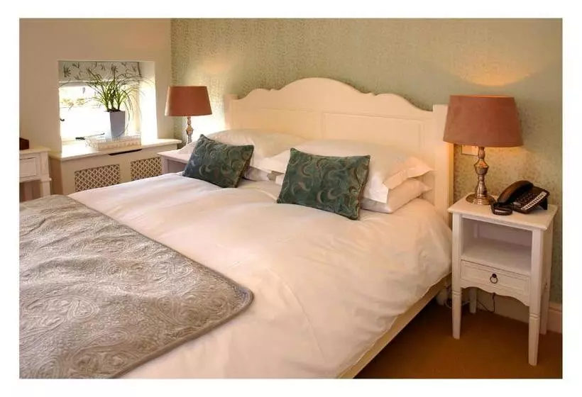 בית מלון כפרי The Kings Arms