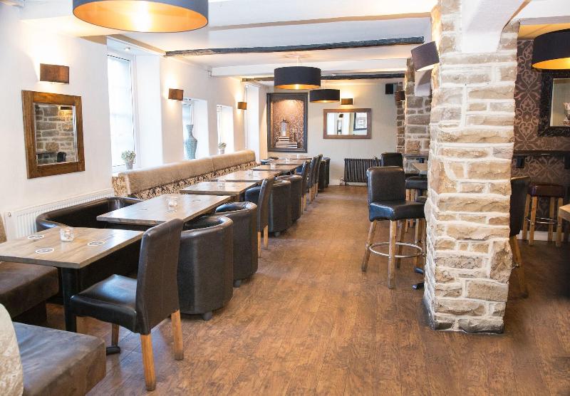 בית מלון כפרי The Manor House