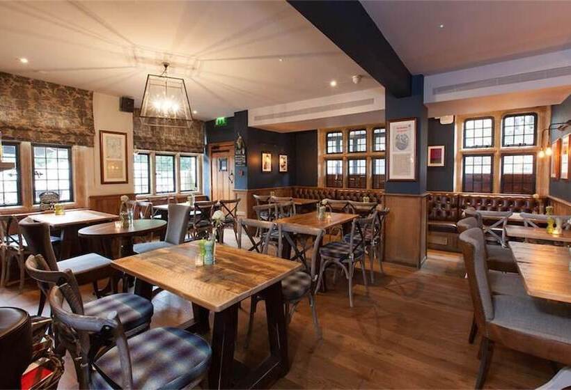 בית מלון כפרי The White Hart