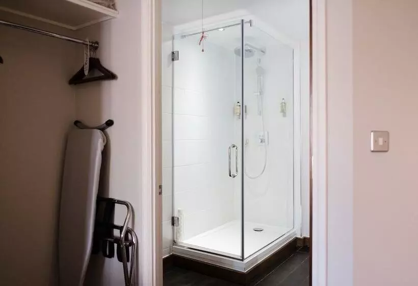 酒店 The White Hart