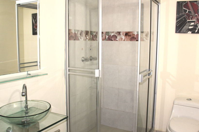 Niza Norte Bed & Breakfast