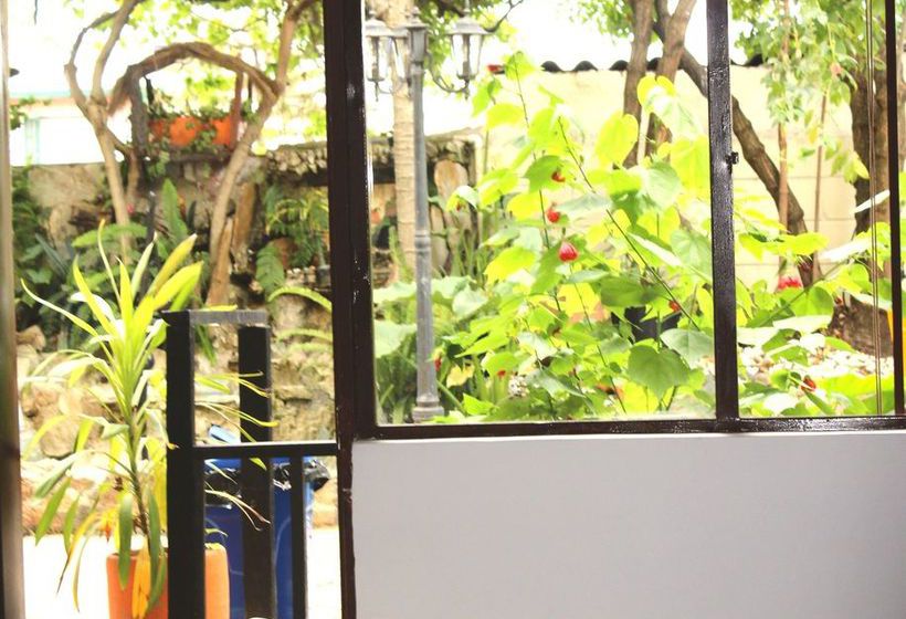 Niza Norte Bed & Breakfast