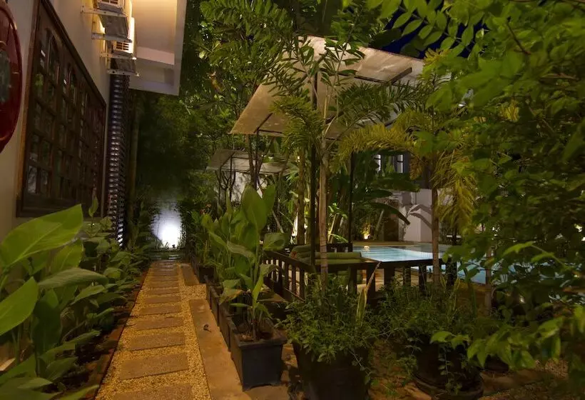 Hotel Apsara Centrepole