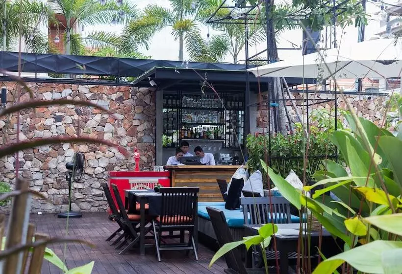 Hotel Apsara Centrepole