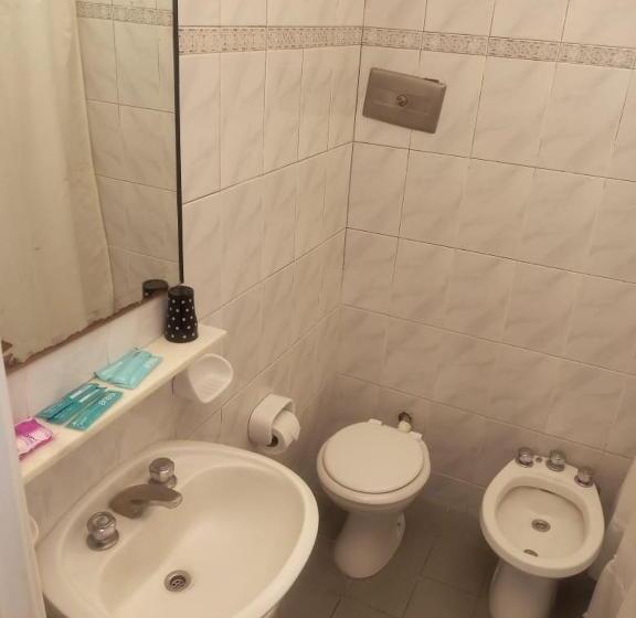 Hotel Avenida Del Mar