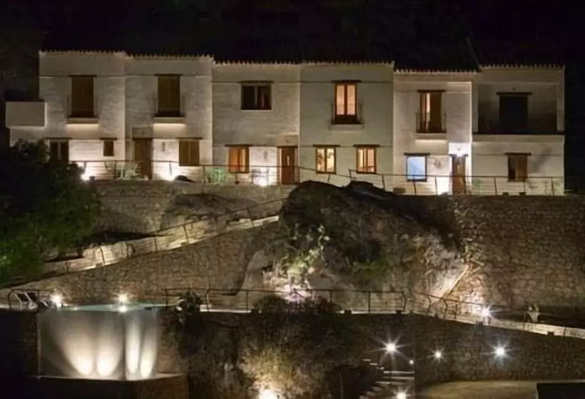 Отель Bajo El Cejo