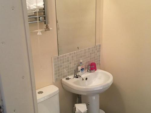 בית מלון כפרי City Centre Guest House