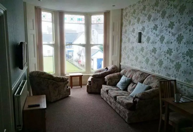 هتل Glenholme Apartments