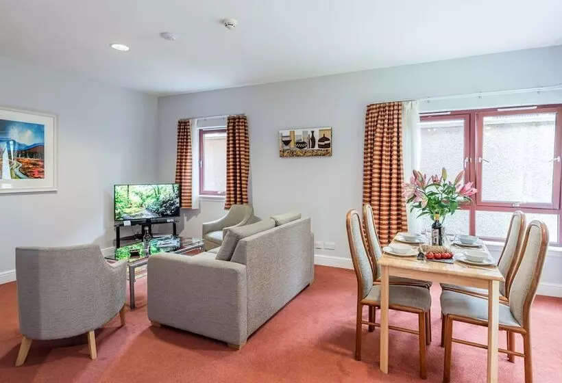 Hotel High Range Lodge