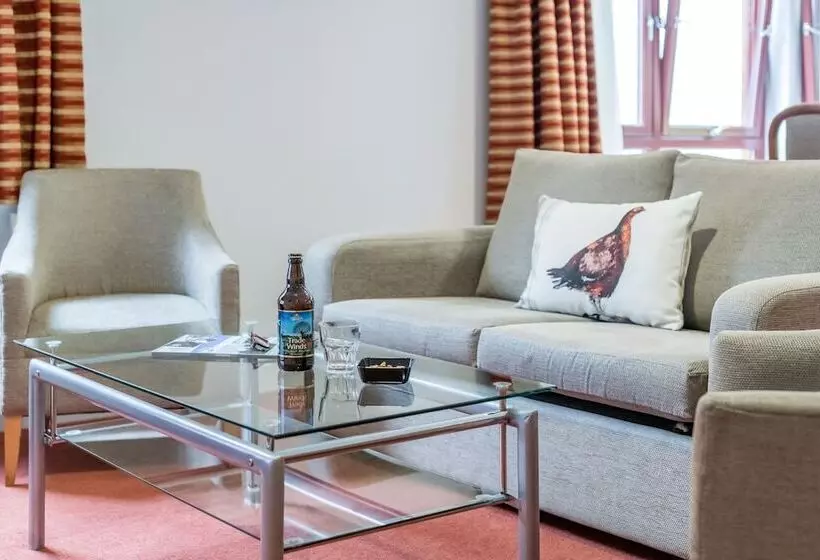 Hotel High Range Lodge