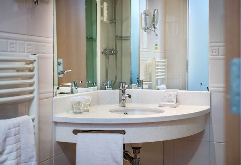 酒店 High Range Lodge