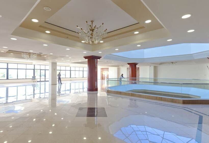 Kipriotis Panorama Hotel & Suites