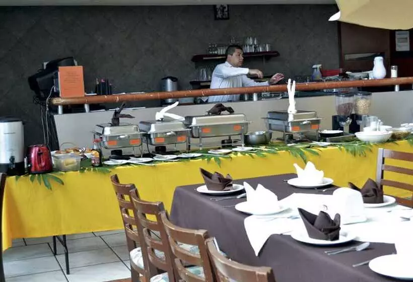 ホテル Mediterraneo Sa De Cv