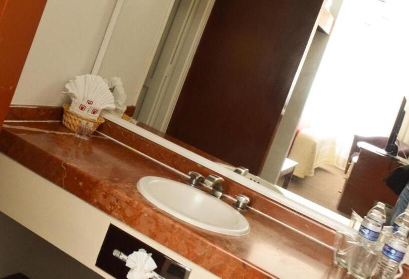 בית מלון כפרי Mediterraneo Sa De Cv