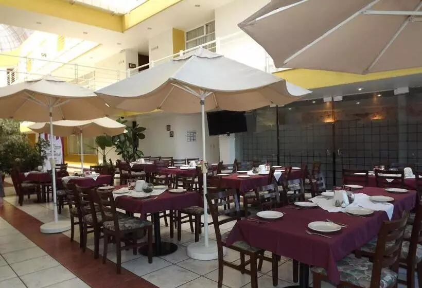 ホテル Mediterraneo Sa De Cv