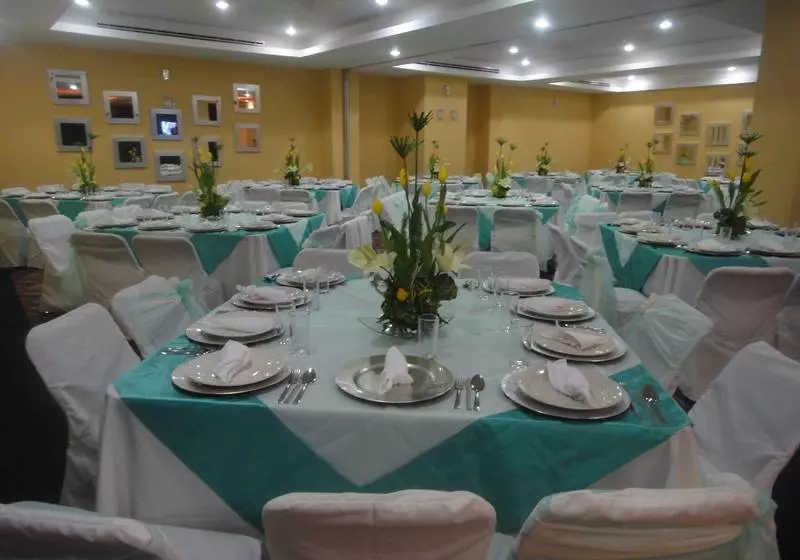 ホテル Mediterraneo Sa De Cv