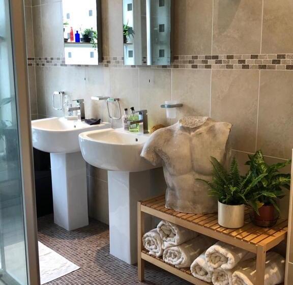 בית מלון כפרי Parkroyal Blackpool