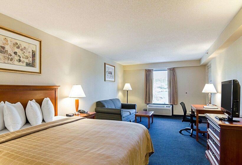ホテル Quality Inn Troutville  Roanoke North