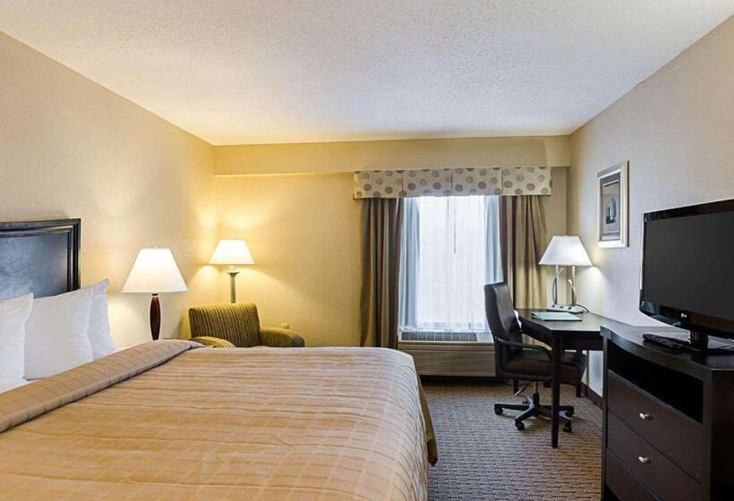 ホテル Quality Inn Troutville  Roanoke North