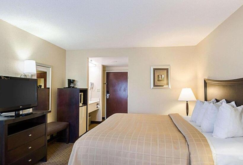 ホテル Quality Inn Troutville  Roanoke North