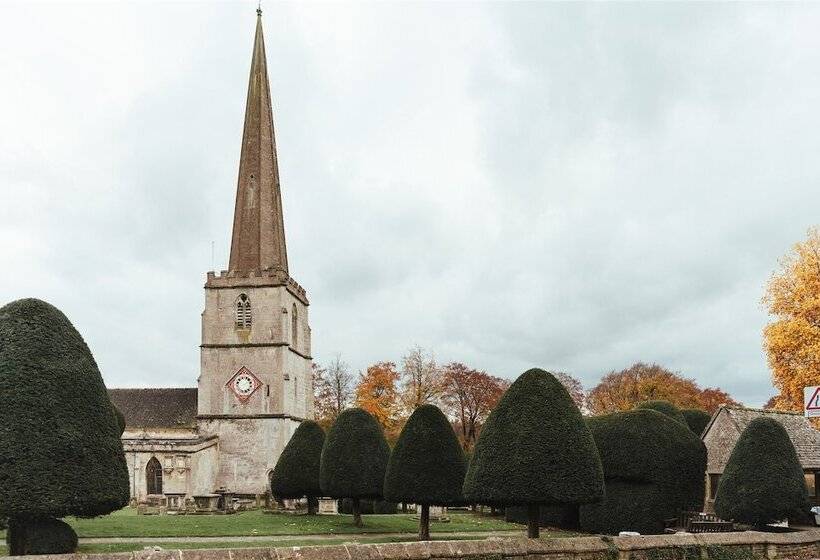 فندق The Falcon Painswick