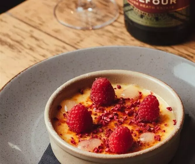 Hotel The Falcon Painswick