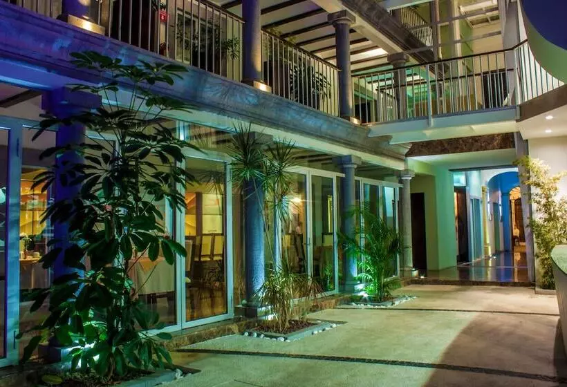 호텔 The Jonathon Boutique