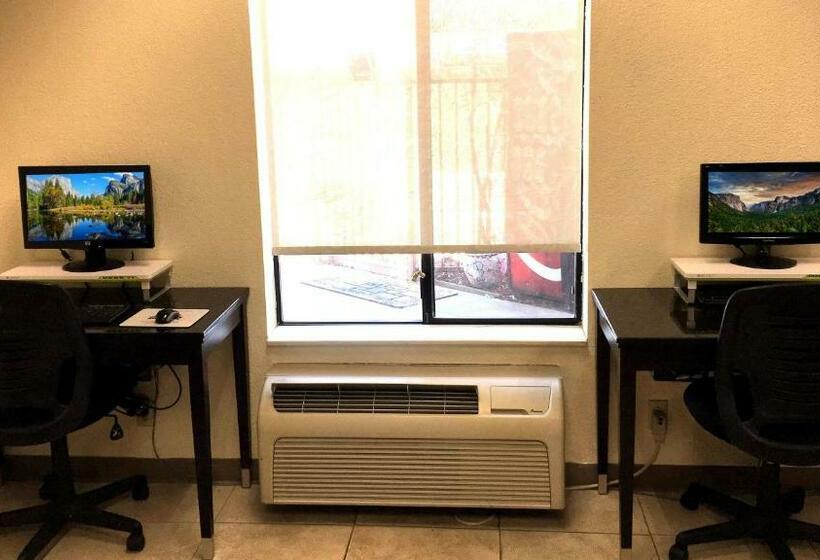 فندق Yosemite Sierra Inn