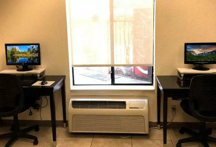 酒店 Yosemite Sierra Inn