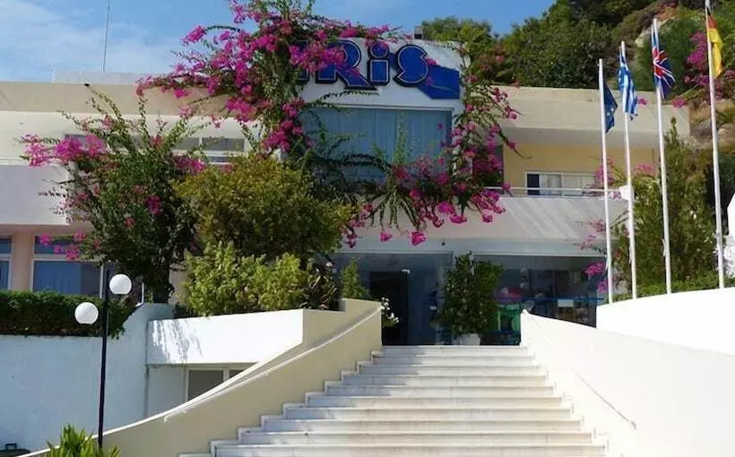 Iris Hotel