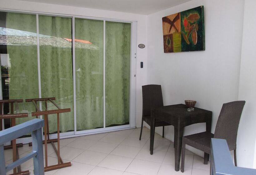 Quoalla Hotel Boracay