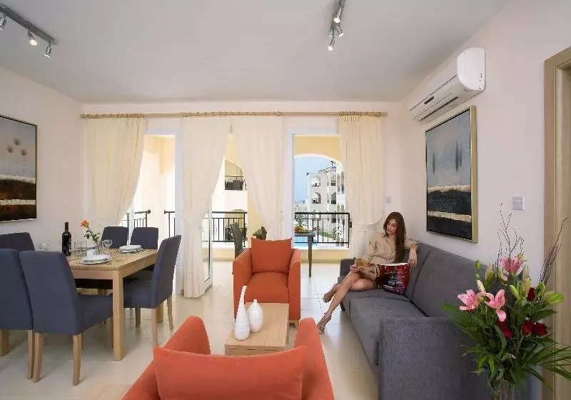 St. Nicolas Elegant Residence