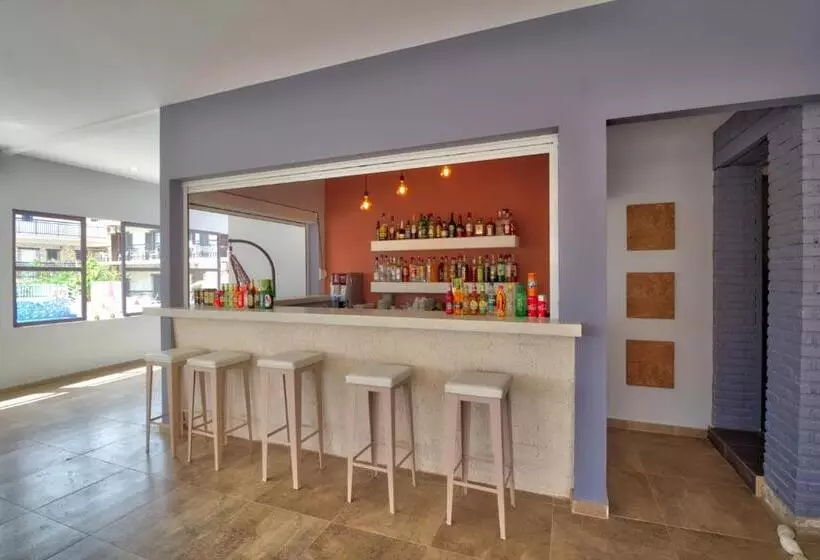 Two Brothers Studios & Apts