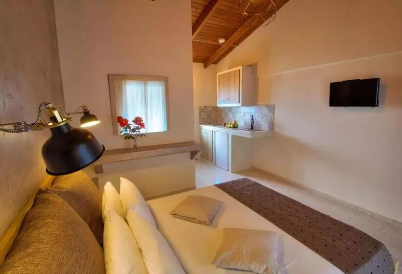 Two Brothers Studios & Apts