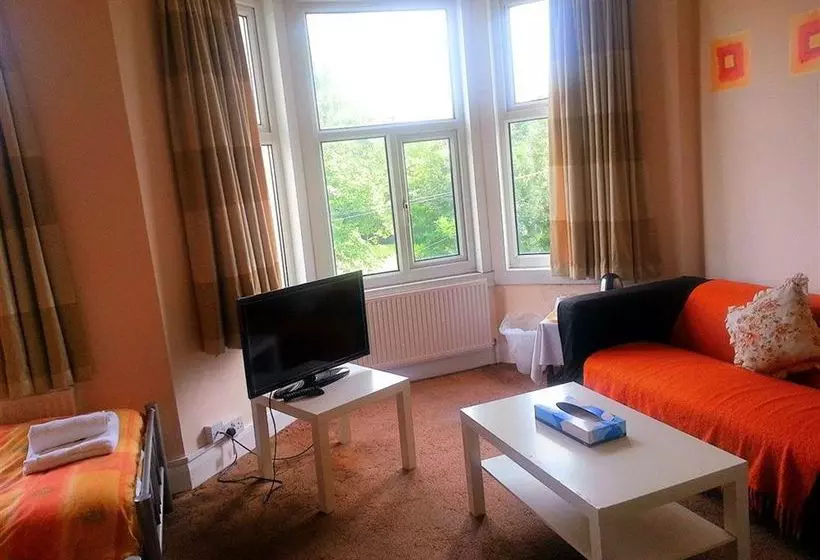 Bed and Breakfast Highcroft Guest House