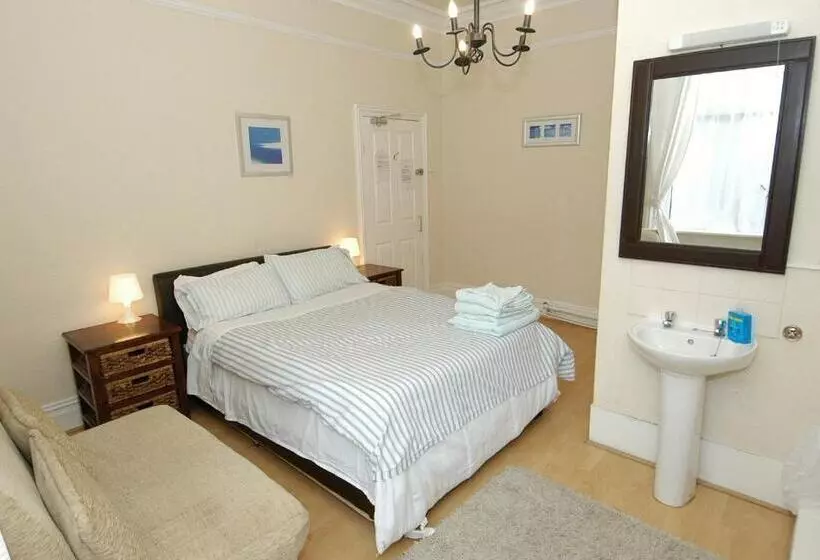 ベッドアンドブレックファースト Cara Guesthouse