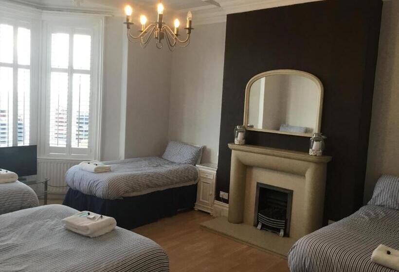 مبيت وإفطار Cara Guesthouse