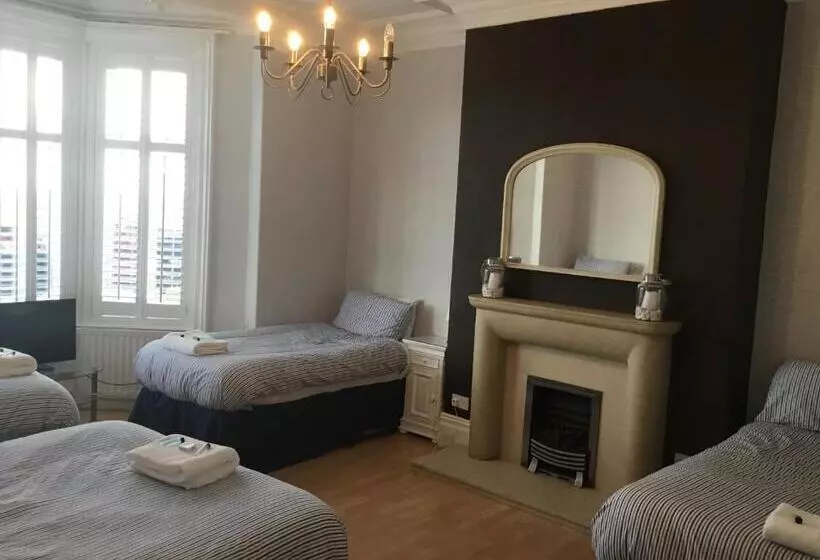 ベッドアンドブレックファースト Cara Guesthouse