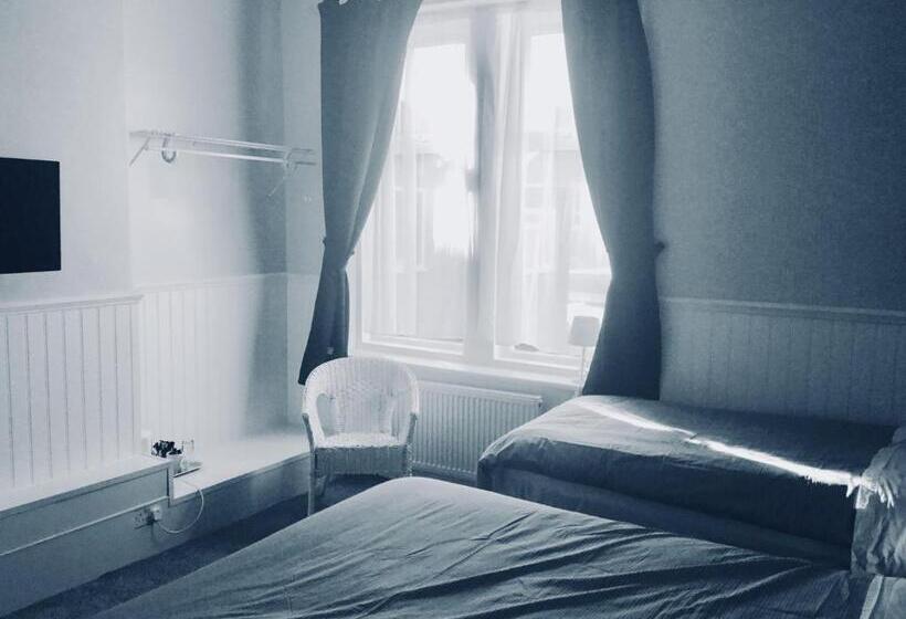 مبيت وإفطار Cara Guesthouse