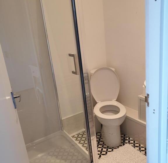 مبيت وإفطار Cara Guesthouse