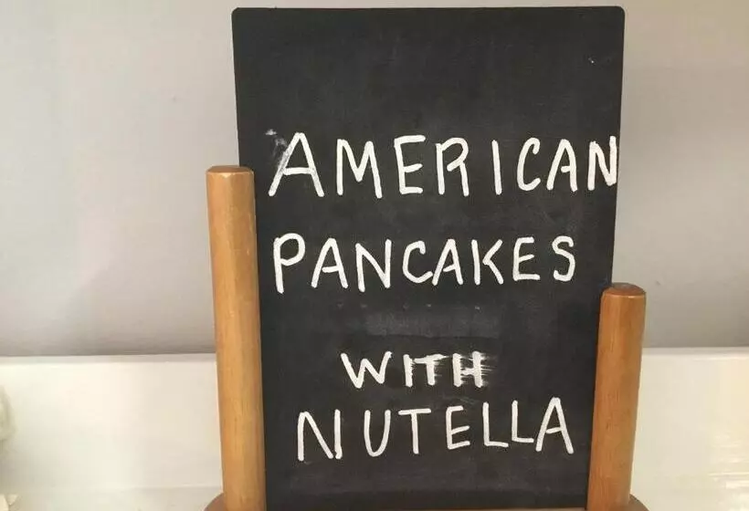 ベッドアンドブレックファースト Cara Guesthouse