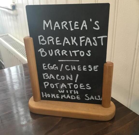 مبيت وإفطار Cara Guesthouse