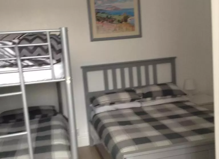 Fairhaven Hotel On Woodfield Road